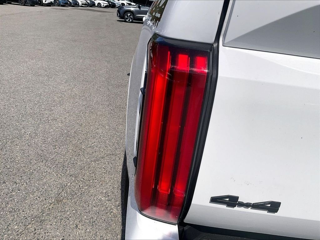 Used 2024 White Toyota SR5 image 33