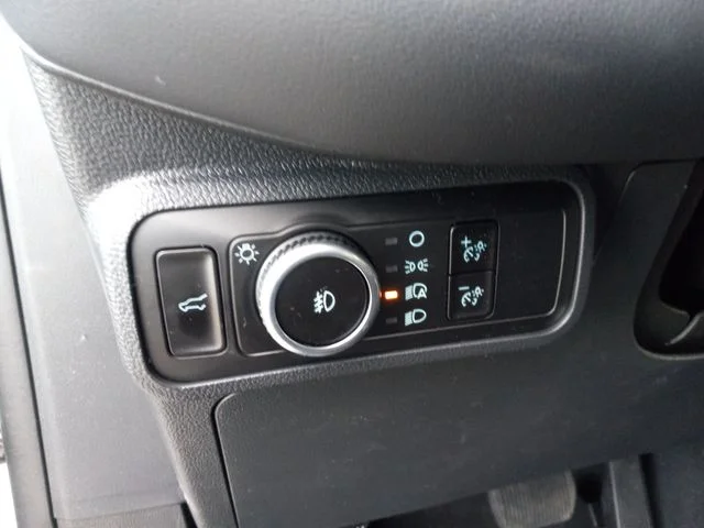 New 2026 Star White Metallic Tri-Coat Ford Tremor image 13