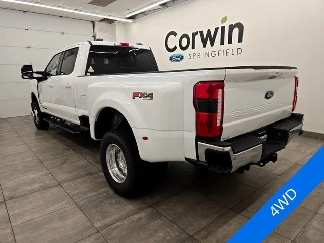 New 2026 Oxford White Ford F-350® XLT image 3