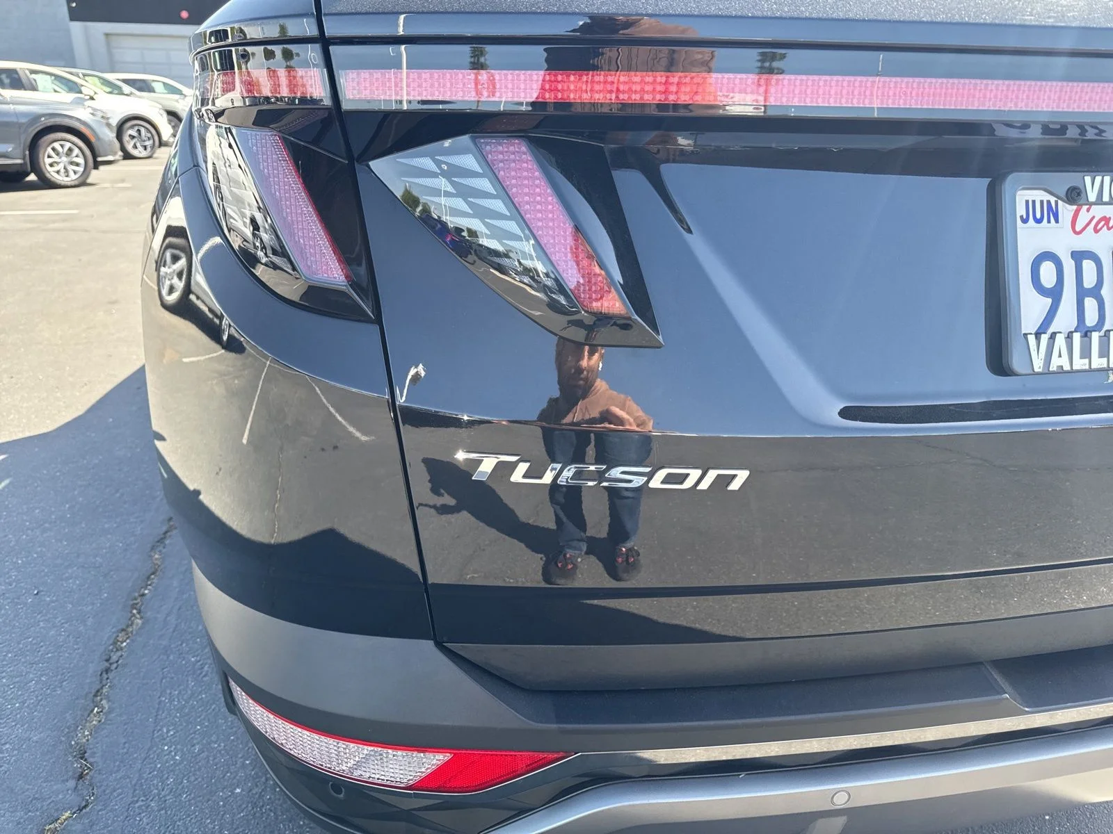 Used 2022 Phantom Black Hyundai Limited image 9