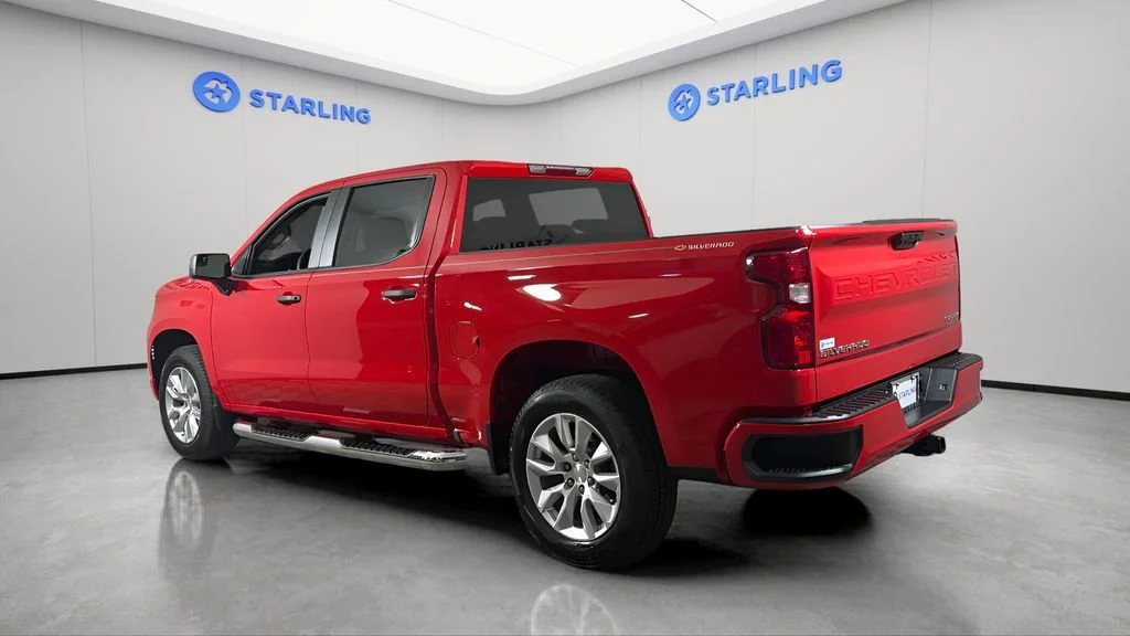 Used 2025 Red Hot Chevrolet Custom image 5