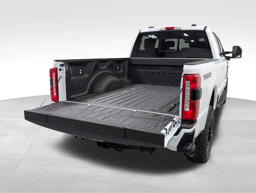 New 2026 Oxford White Ford F-250® Lariat® image 24