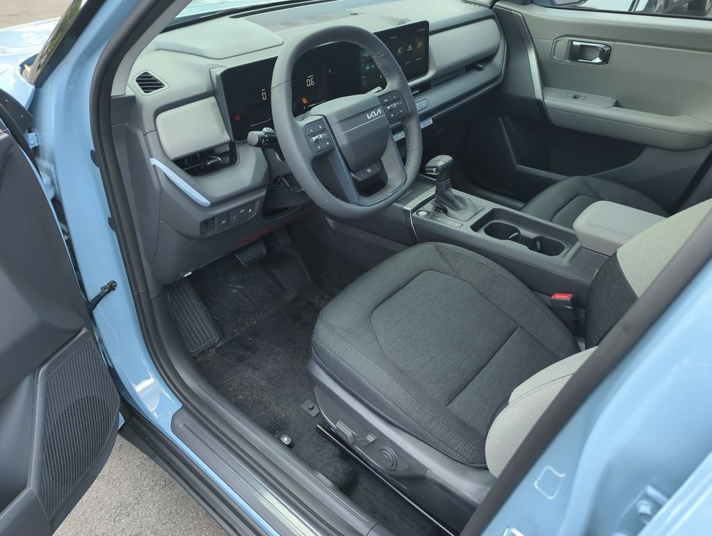 New 2027 Frost Blue / Black Roof Kia S image 11