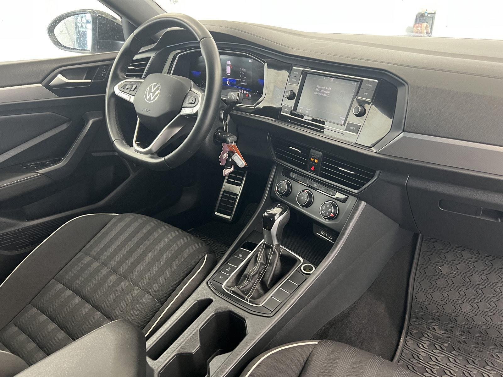 2024 Volkswagen Jetta Sport - Photo 30