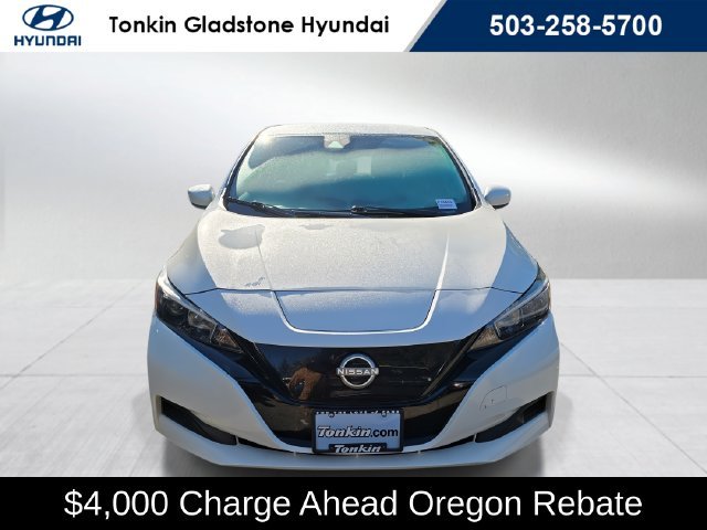 Used 2025 Glacier White Nissan S image 8