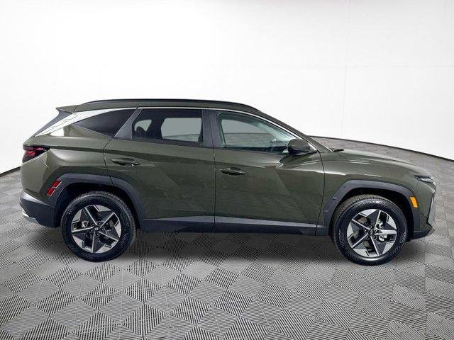 New 2026 Green Hyundai SEL AWD image 5