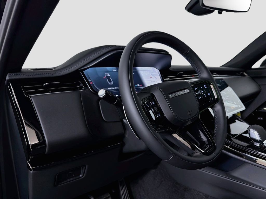 New 2027 Santorini Black Land Rover Dynamic SE P400 image 9