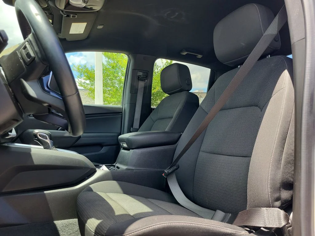 Used 2023 White Chevrolet LT image 18