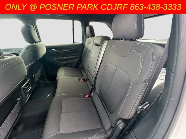 New 2026 Bright White Clear-Coat Exterior Paint Jeep Laredo image 23