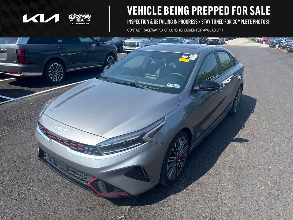 Used 2022 Gray Kia GT image 3