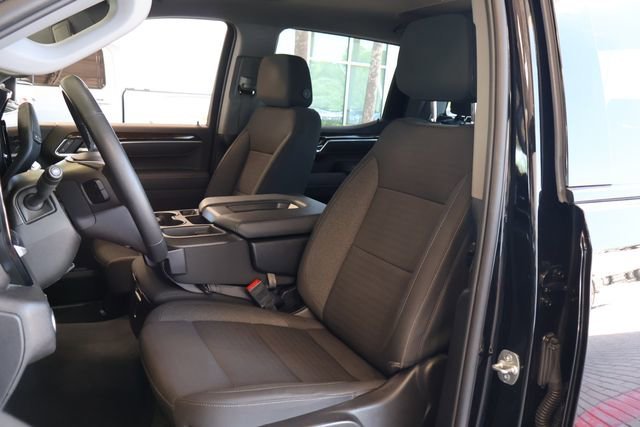 Used 2025 Onyx Black GMC Elevation image 15