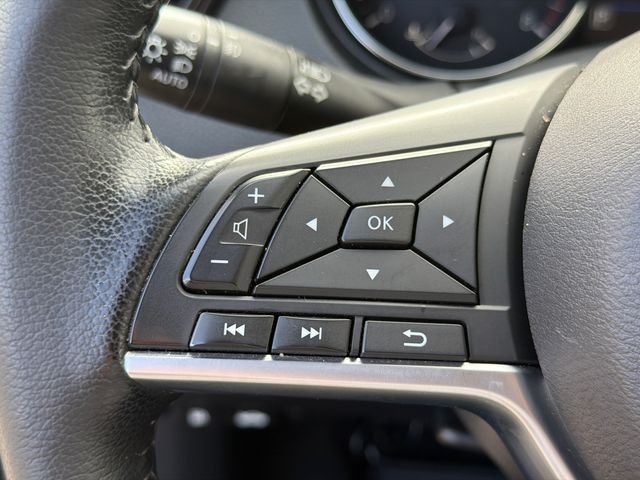 Used 2022 Black Nissan SL image 24