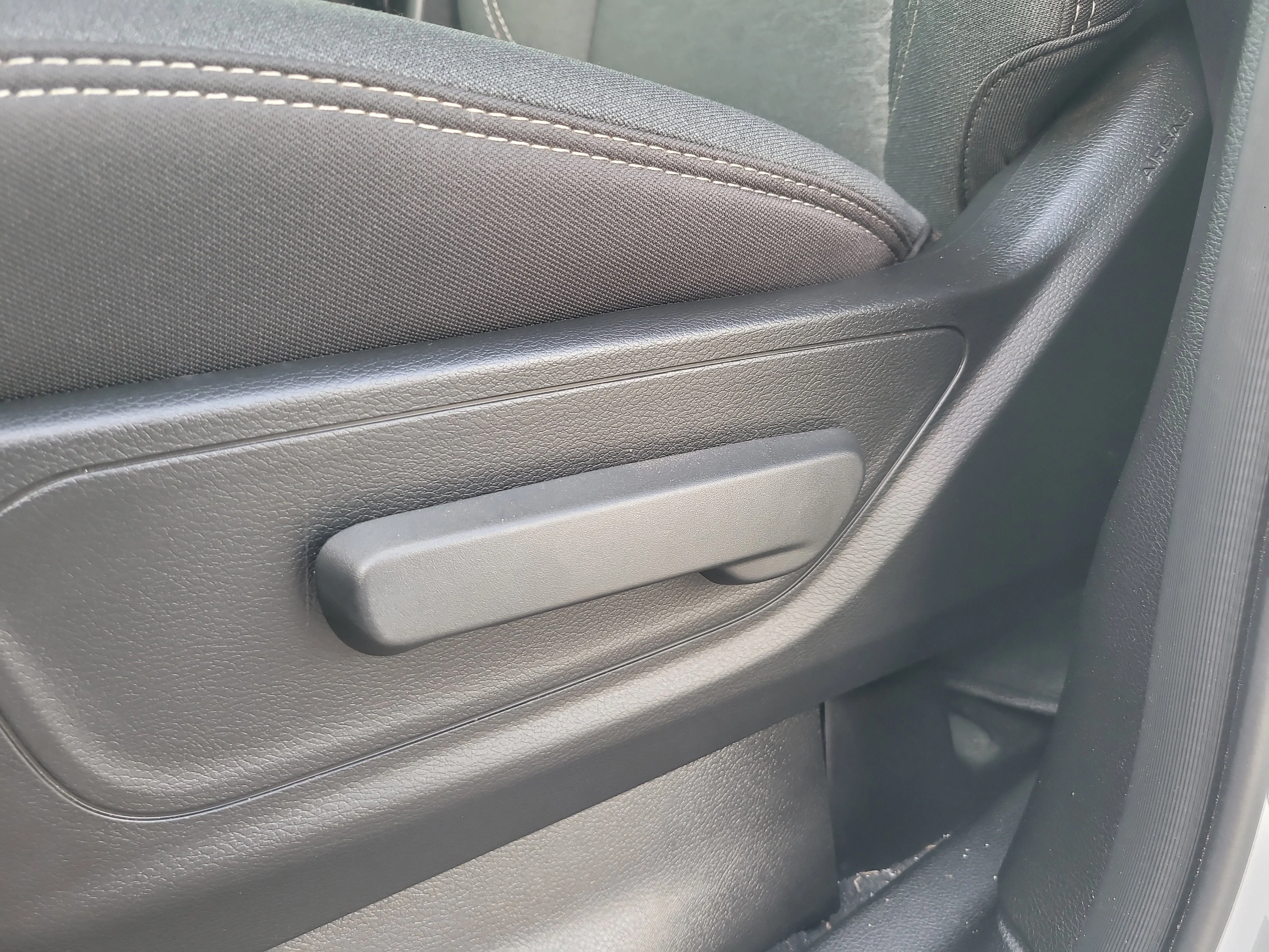 Used 2026 Bright White Clearcoat Ram Tradesman image 19