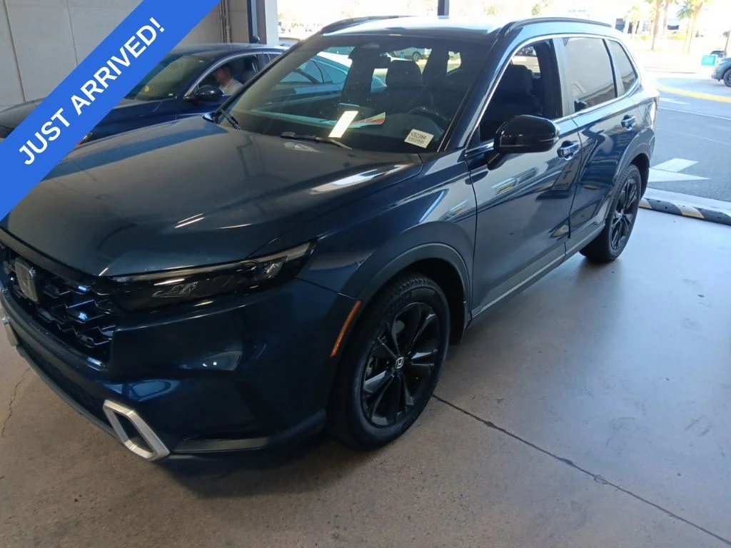 2024 Honda CR-V Hybrid Sport Touring AWD's photo