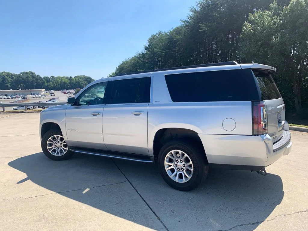 Used 2020 Silver GMC SLT image 15