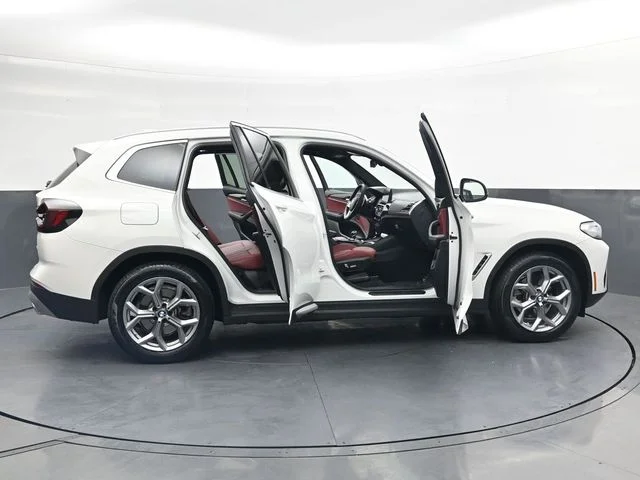 Used 2023 White BMW sDrive30i image 36