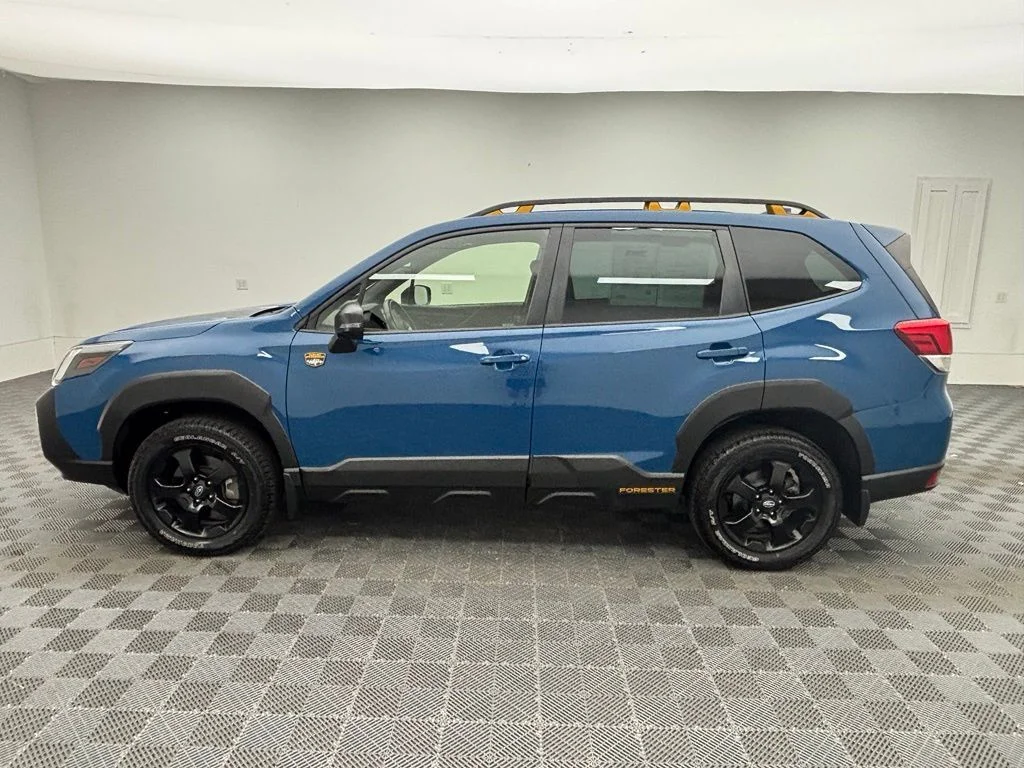 Used 2023 Blue Subaru Wilderness image 13