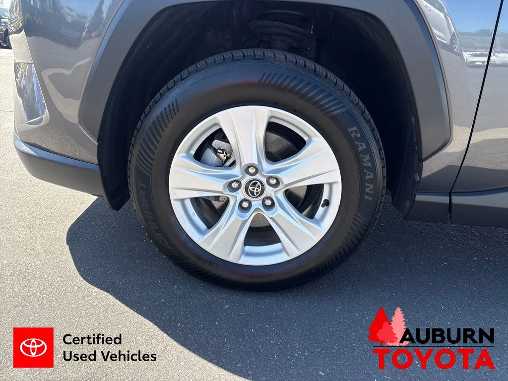 Used 2020 Magnetic Gray Metallic Toyota XLE image 23