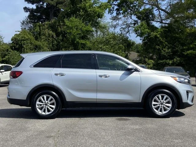 Used 2020 Kia Sorento LX with VIN 5XYPG4A5XLG621255 for sale in Tuscaloosa, AL