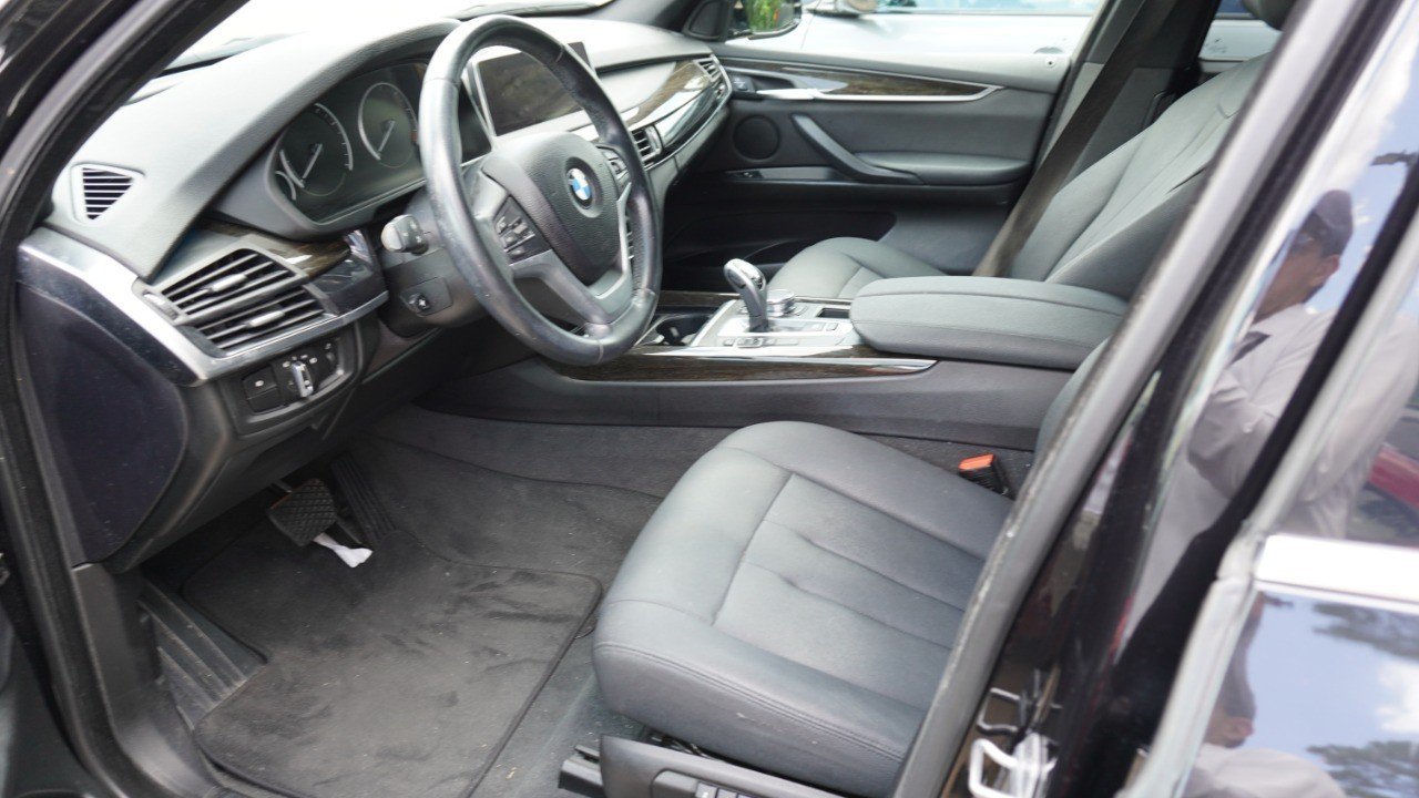 Used 2018 Black BMW sDrive35i image 8