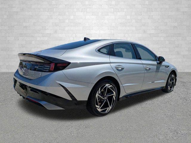 New 2026 Aero Silver Hyundai SEL Sport image 28