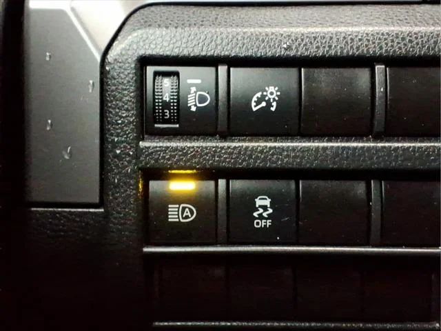 Certified Used 2024 BLACK Toyota  image 17