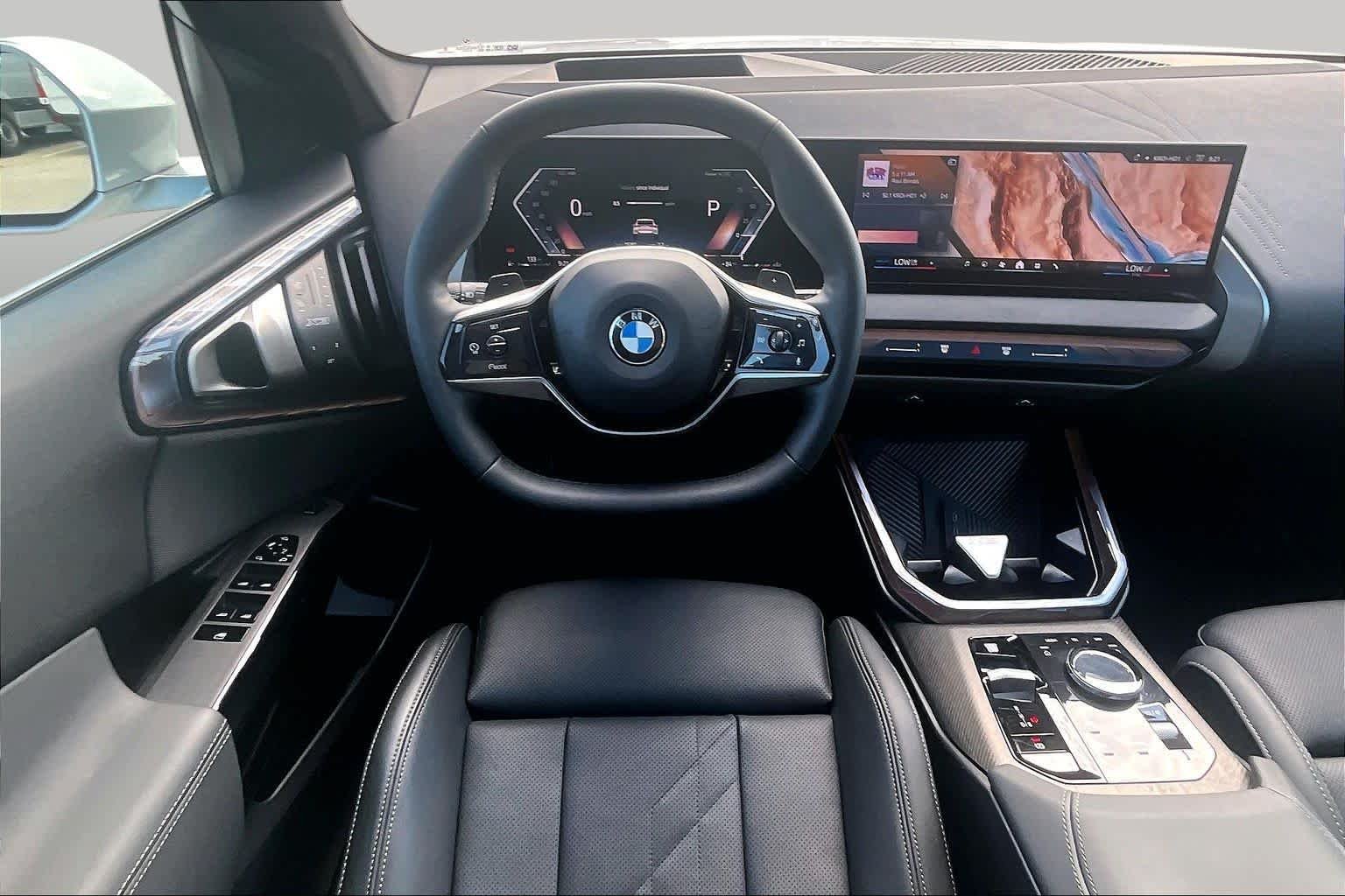 Used 2026 Mineral White Metallic BMW 30 xDrive image 5