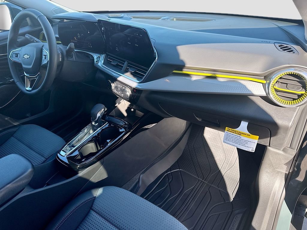 2026 Chevrolet Trax LT - Photo 30