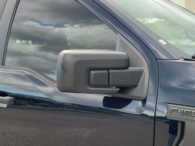 Used 2023 Blue Metallic Ford XL image 8