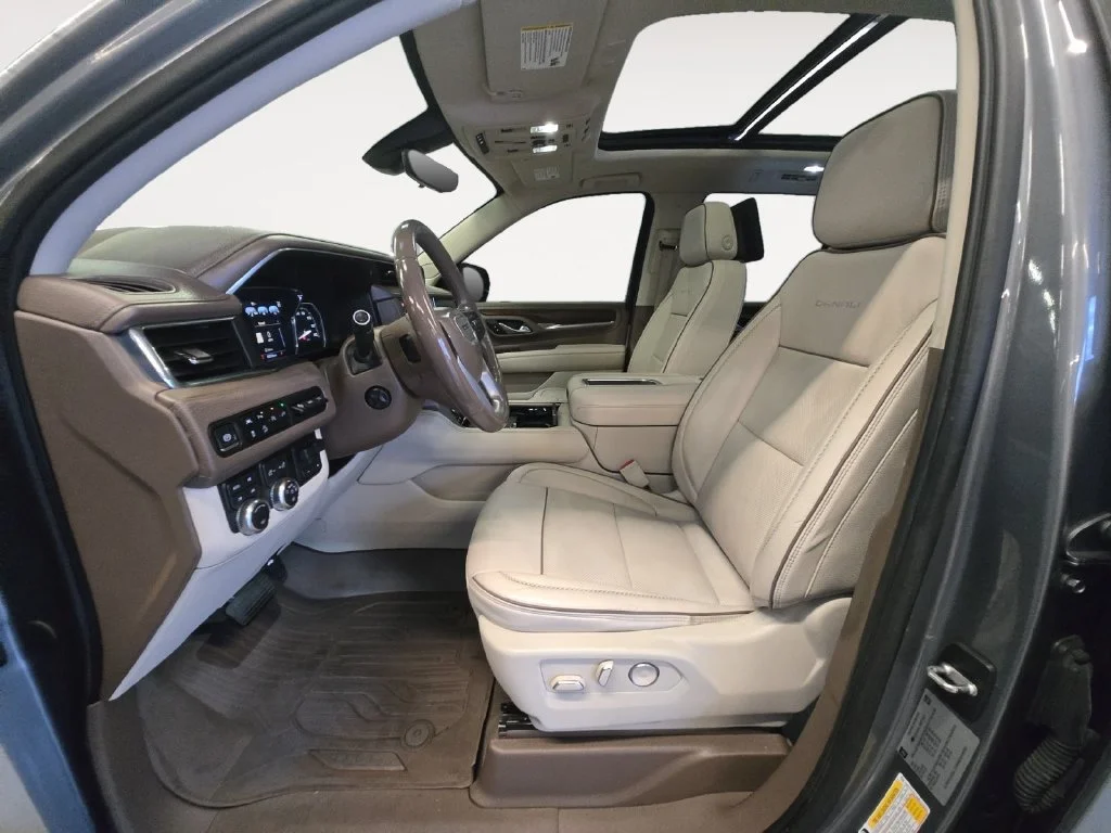 2021 GMC Yukon Denali - Photo 16