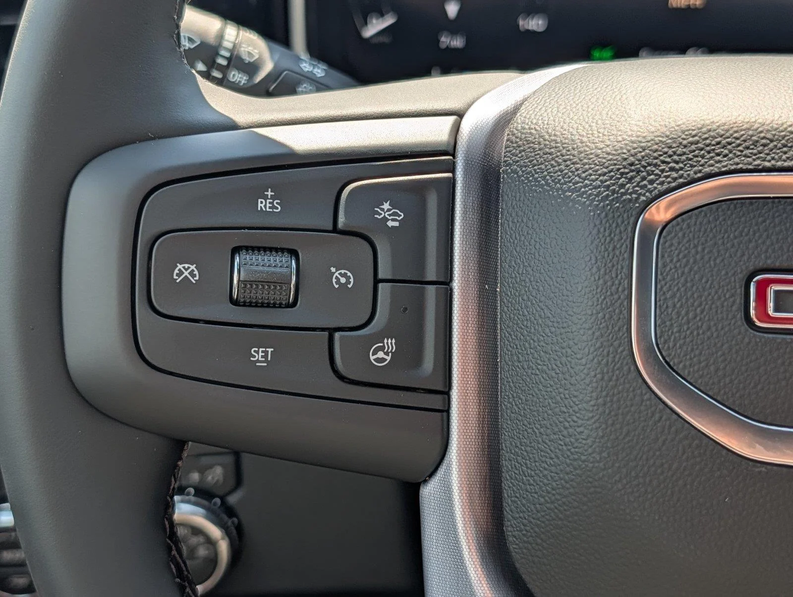 New 2026 Sterling Metallic GMC Elevation image 24