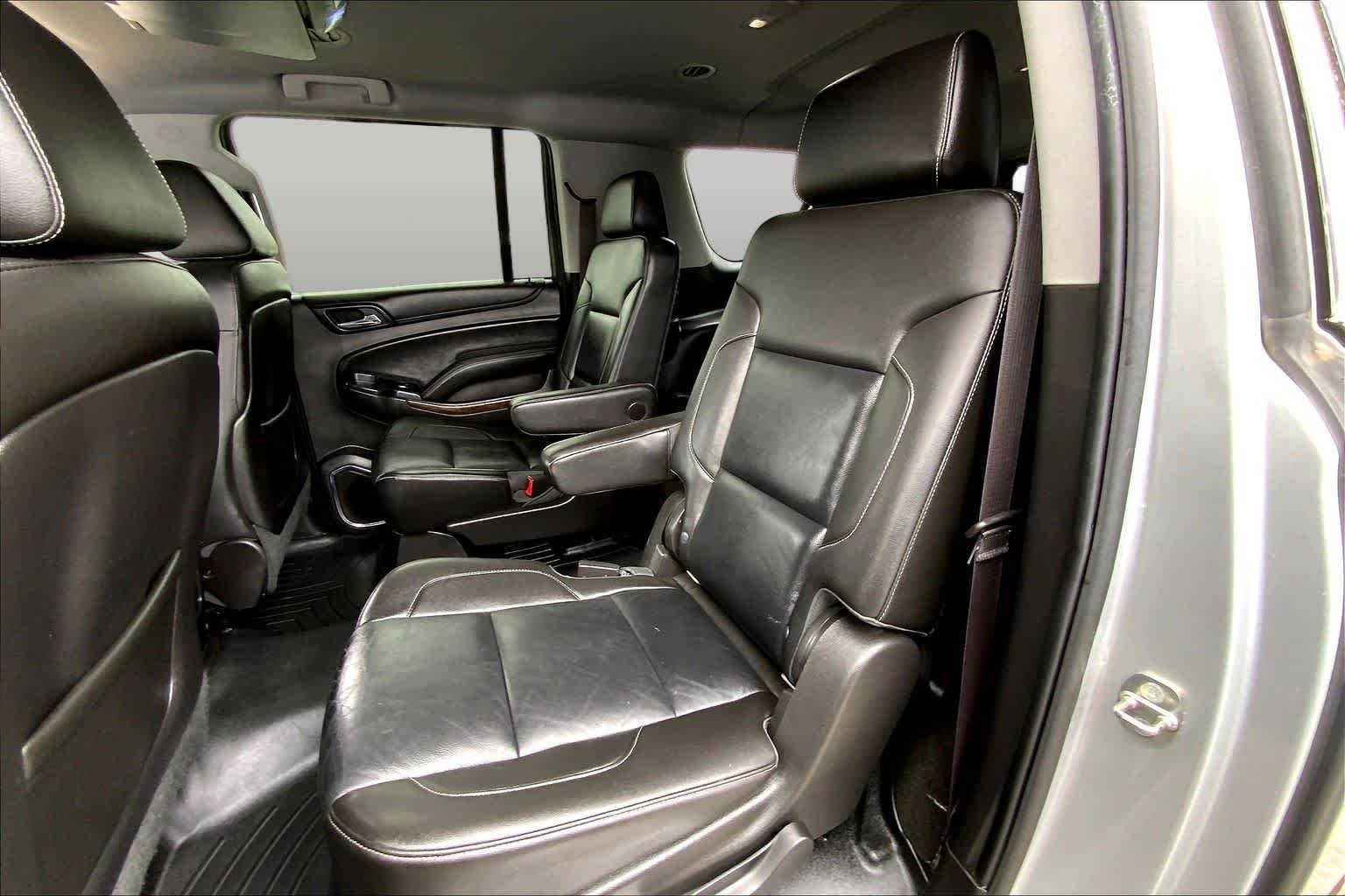Used 2015 Silver Ice Metallic Chevrolet LT image 19