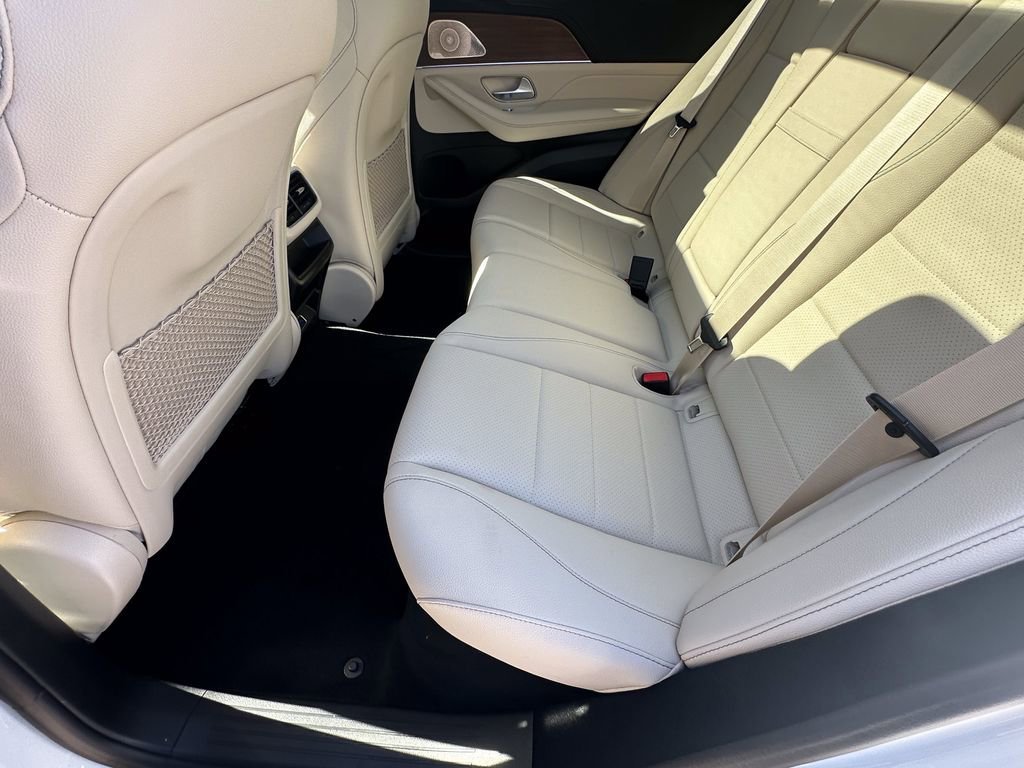 New 2026 MANUFAKTUR Moonlight White Metallic Mercedes-Benz GLE 350 image 63