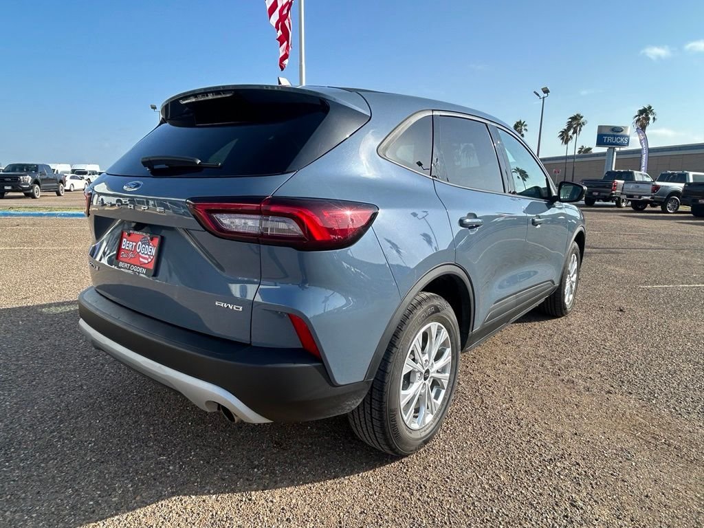 Used 2025 Blue Ford Active image 6