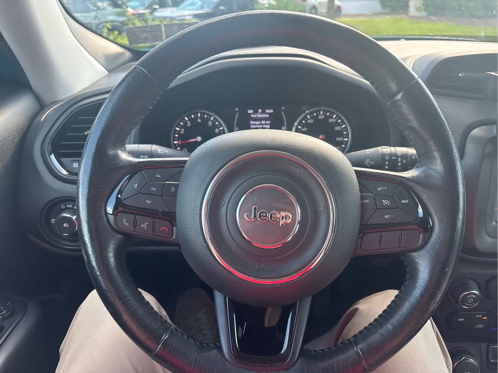Used 2020 Bikini Metallic Clearcoat Jeep Altitude image 6