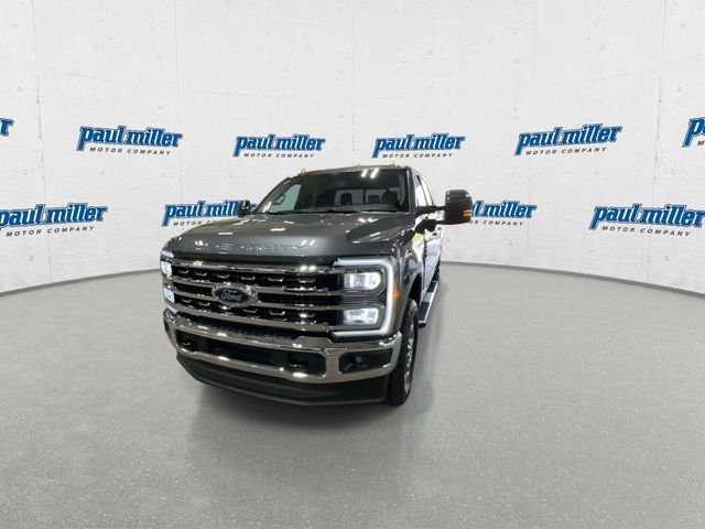 New 2026 Gray Ford Lariat image 4