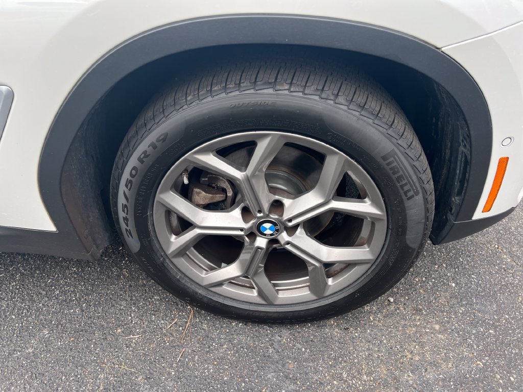Used 2021 Mineral White Metallic BMW xDrive30i image 11