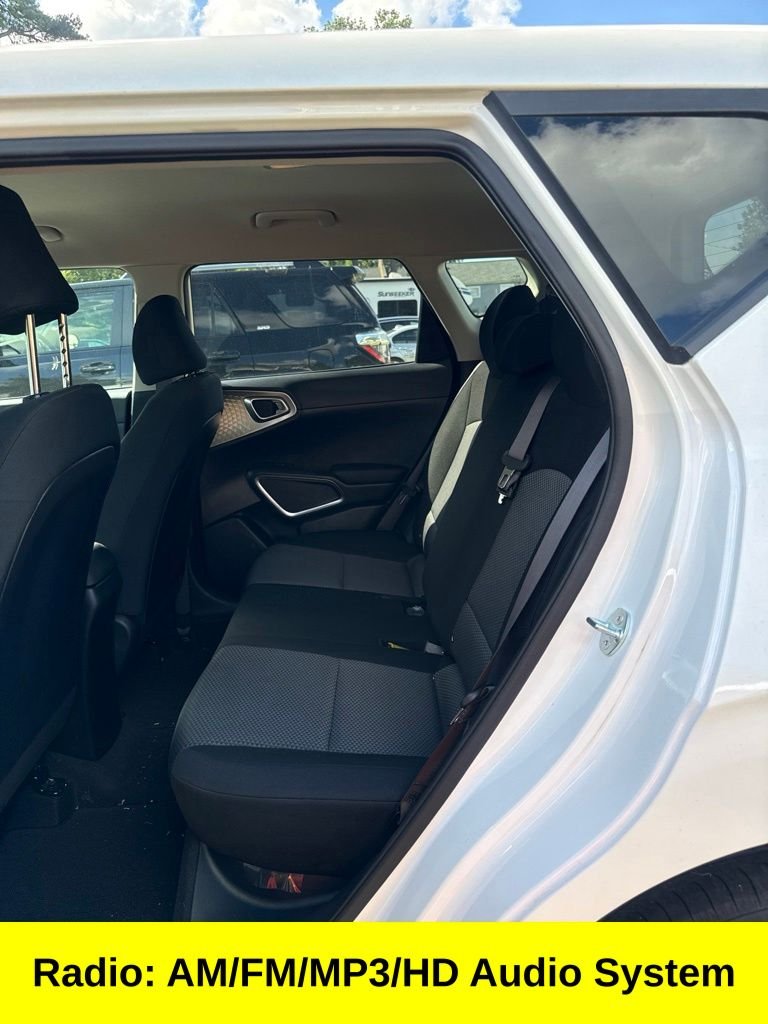 Used 2023 White Kia LX image 9