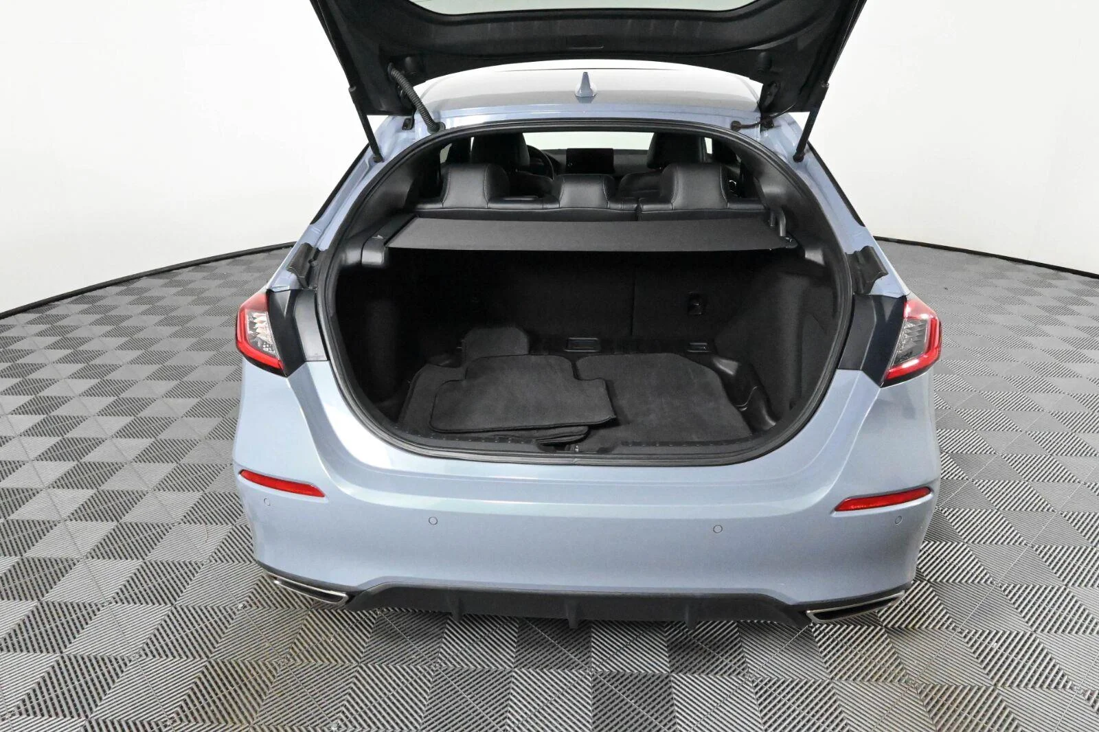 Used 2022 Sonic Gray Pearl Honda Sport Touring image 8