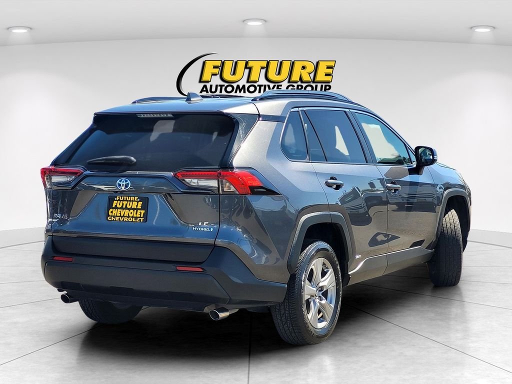 Used 2023 Gray Toyota LE image 4
