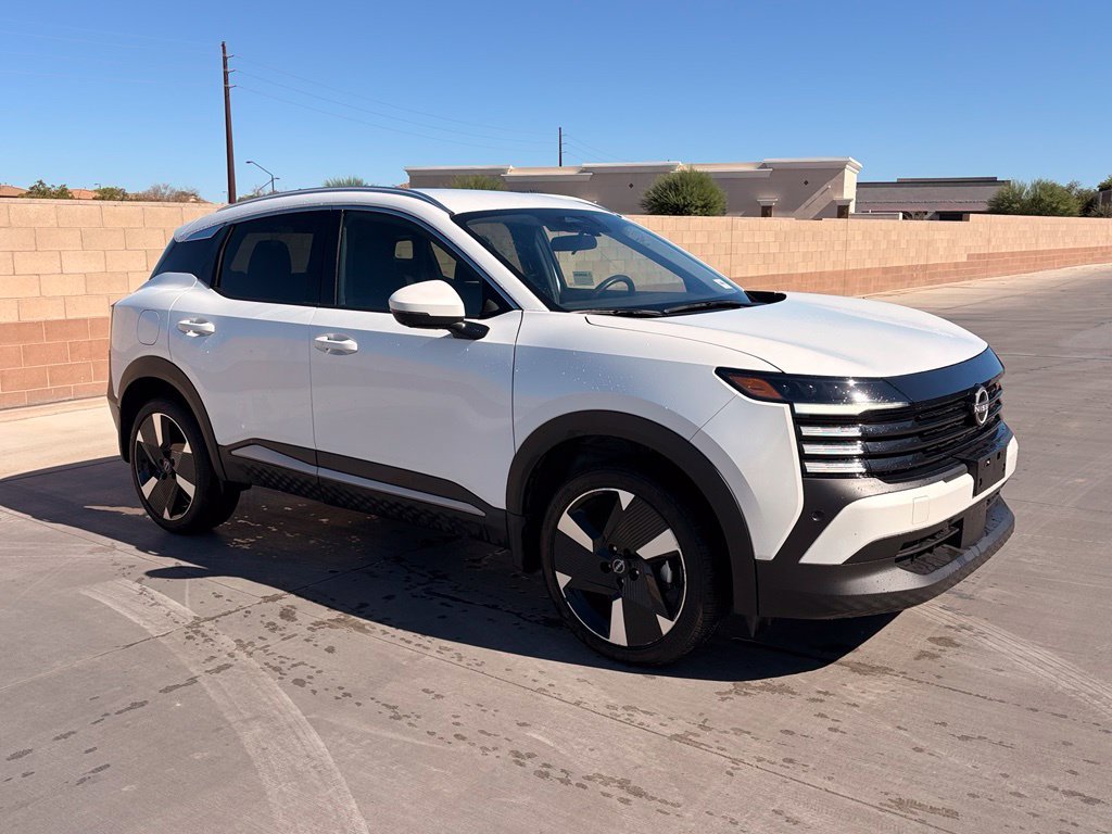 Used 2025 White Nissan SR image 5