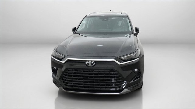 New 2026 Midnight Black Metallic Toyota Platinum image 16