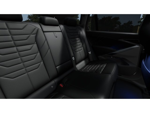 New 2027 Mineral White Metallic BMW  image 12