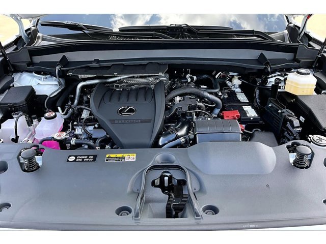 New 2026 Wind Chill Pearl Lexus PREMIUM AWD image 23