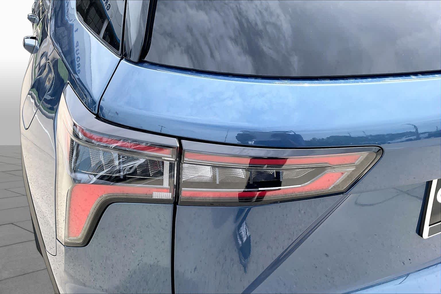 2027 Chevrolet Equinox LT - Photo 14