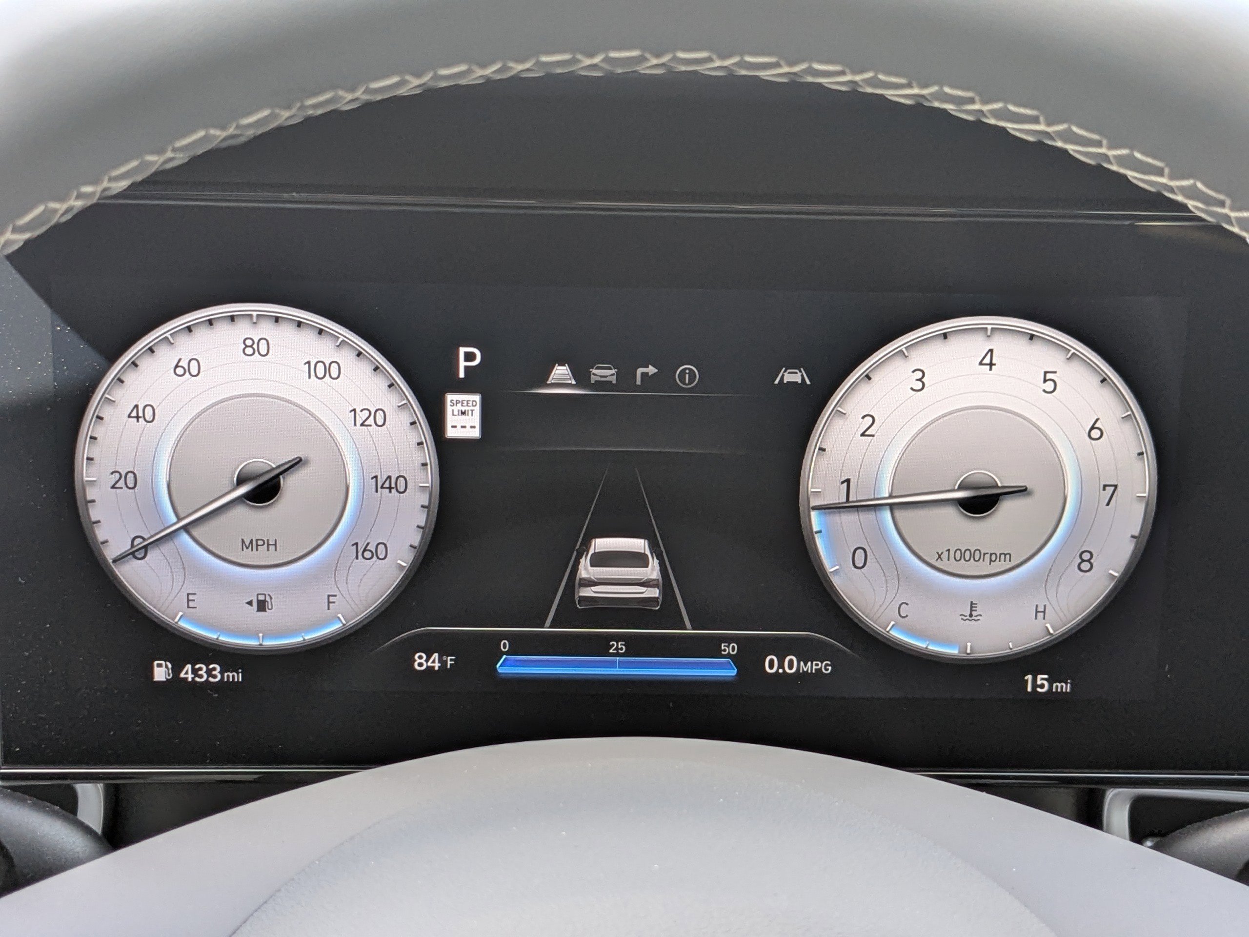 2025 Hyundai Elantra SEL - Photo 20