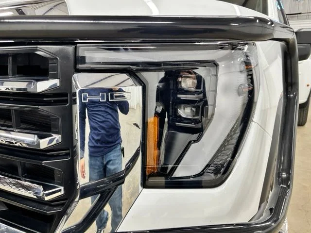 Used 2025 White GMC SLE image 8