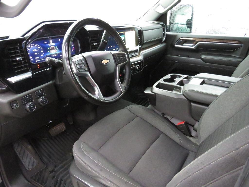 Used 2024 Black Chevrolet LT image 18