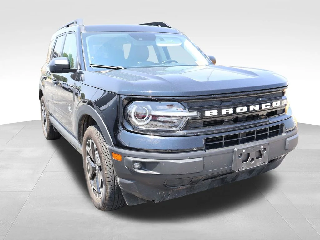 Certified Used 2024 Shadow Black Ford Outer Banks image 11