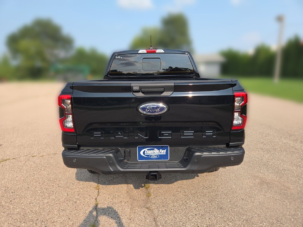 New 2026 Shadow Black Ford XLT image 5